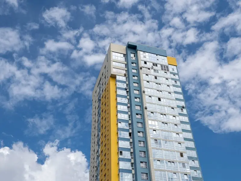 Why do structural defects not forgive commercial rent?